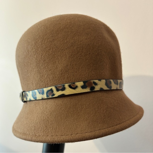 Camel Color Wool Cloche Hat with Leopard Band